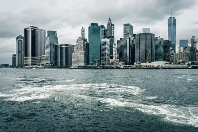 NYC’s Row Hotel to Stop Housing Migrants: Crime & Costs